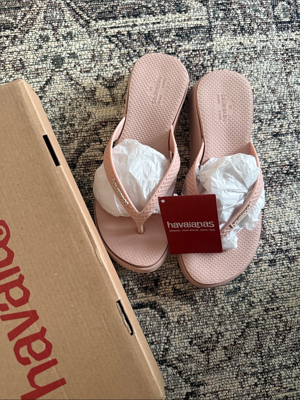 BNIB Havaianas platform flip flop size 38